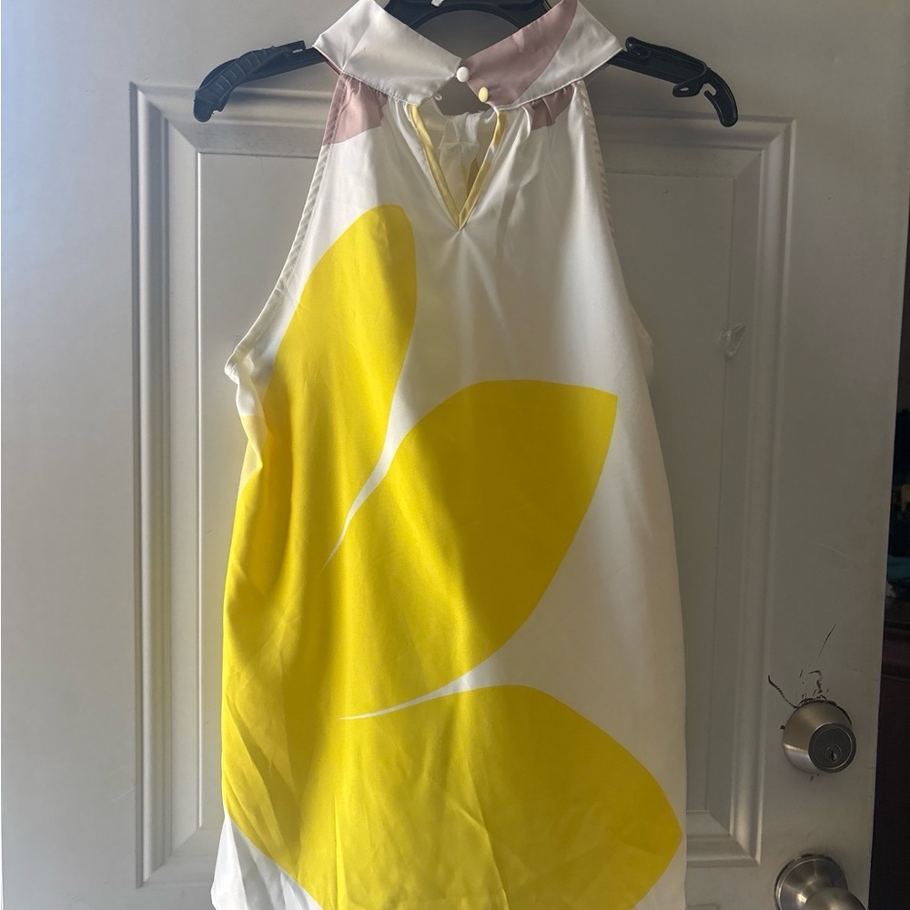 Elegant Yellow and White Halter Blouse - Picture 3 of 8